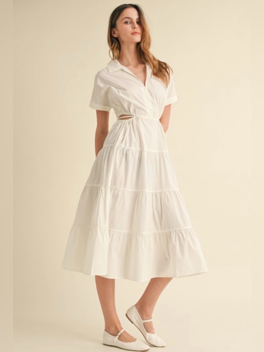 Boutique Midi Dress 
with Side Cutout Detail